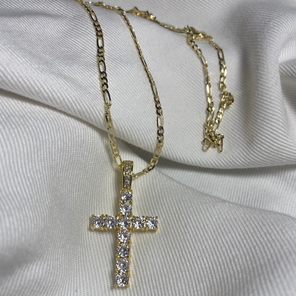 Classic Gold Cross Pendent Necklace
